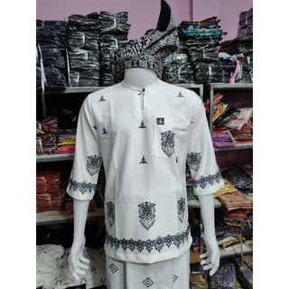 เสื้อลายปาเต๊ะ เสื้อมาลายู เสื้อมะกีเลา ราคาถูก