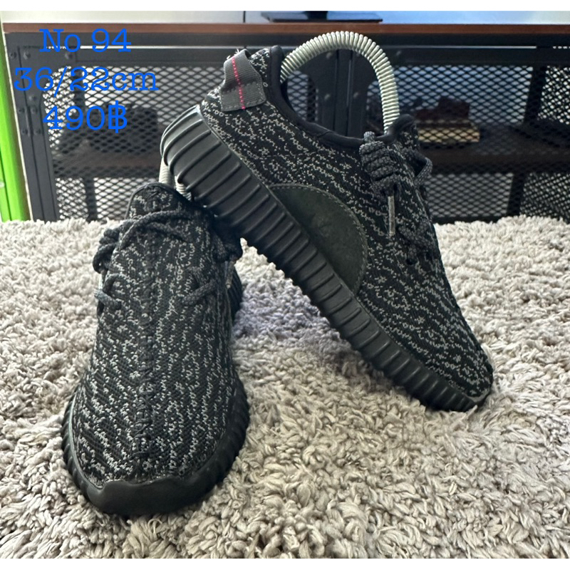 แท้มือสองสภาพใหม่ Adidas Yeezy boost 350 Size 36.22cm