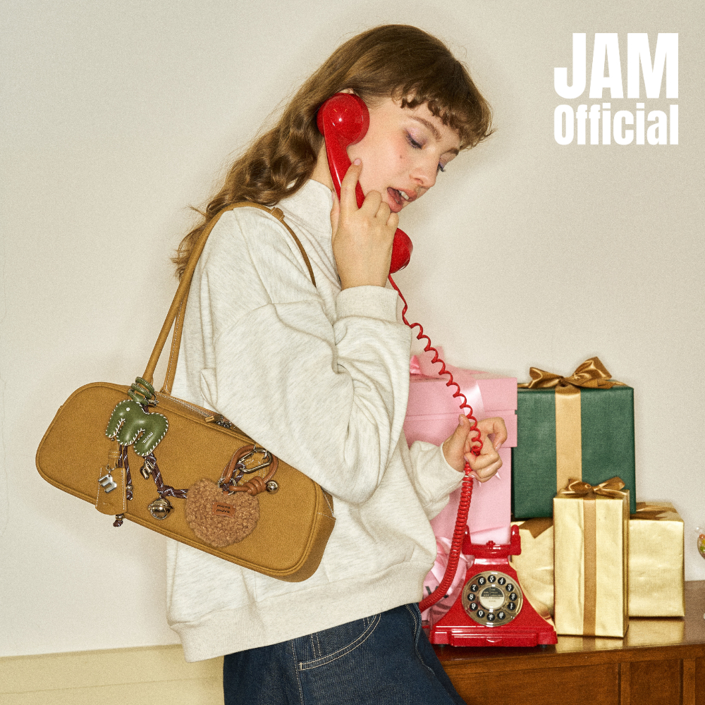 JAM | MUVA – Eclair – กระเป๋าสะพายข้าง หนังวัว รูปทรงยาว