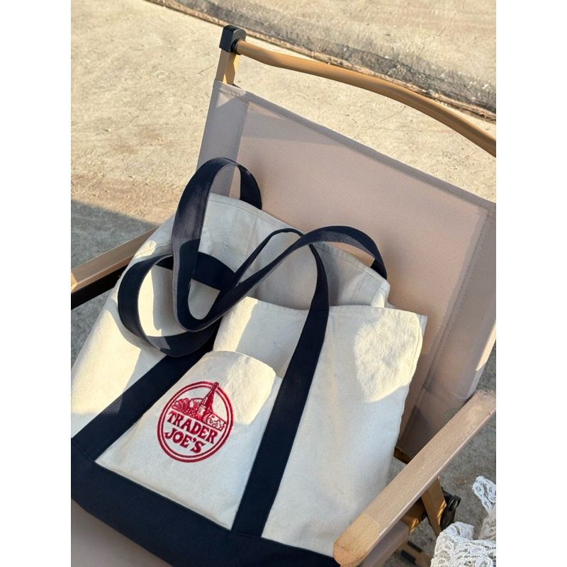 พร้อมส่ง กระเป๋าผ้า USA แบรนด์ TRADER JOE’S trader joe’s จุของได้เยอะ บิ๊กโททส์