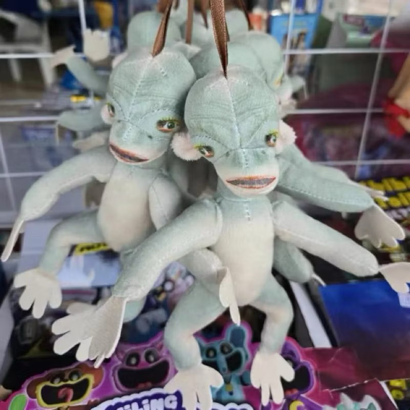พร้อมส่งในไทย 🇹🇭 พวงกุญแจตุ๊กตาบูรพา ห้อยกระเป๋าได้ ขนาด 18 cm.