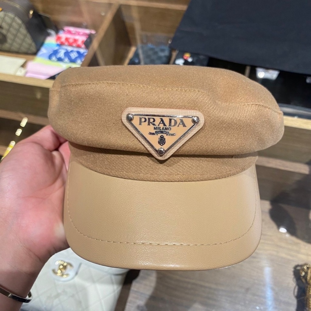 หมวก New PRADA   HAT  /+