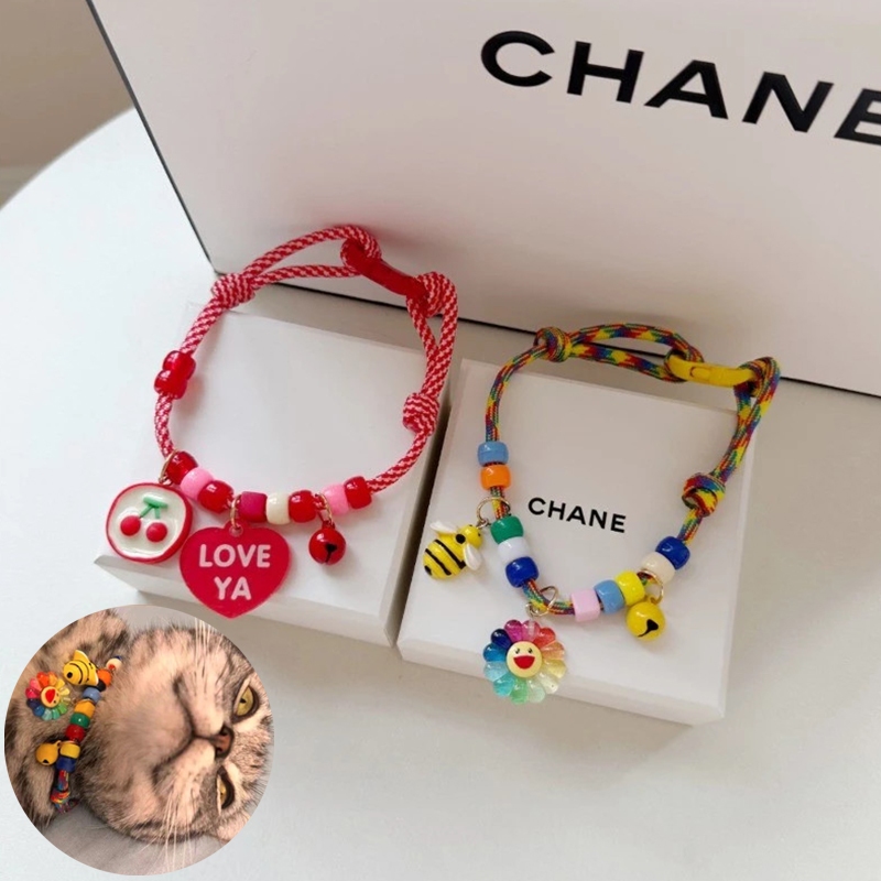 🔥สัตว์เลี้ยง แมว สุนัข ปลอกคอ พร้อมกระดิ่ง และจี้ ปรับได้ ความคมชัด ถัก สร้อยคอ หัวใจน่ารัก ยิ้ม ผึ้ง จี้ อุปกรณ์ประ