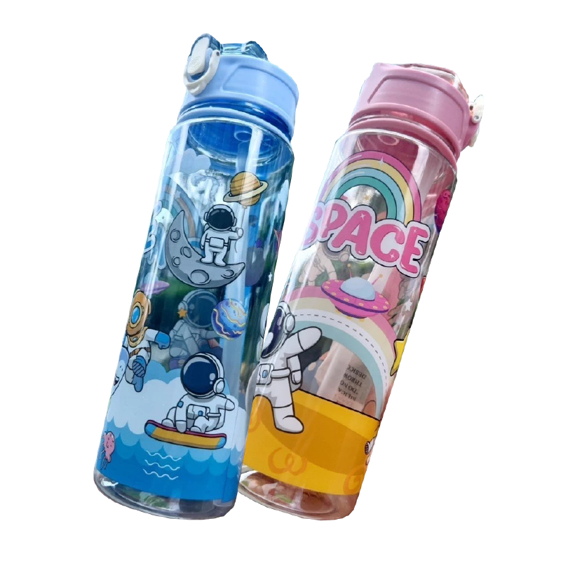 ขวดน้ำพลาสติก มีสายคล้องแขน พร้อมหลอด มีให้เลือกหลายสี ขนาด 650ml
