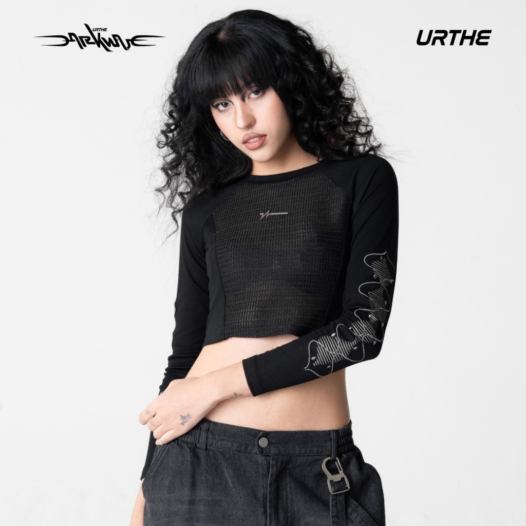 URTHE - เสื้อครอป เเขนยาว Col. DARKWAVE รุ่น DW RESONANCE