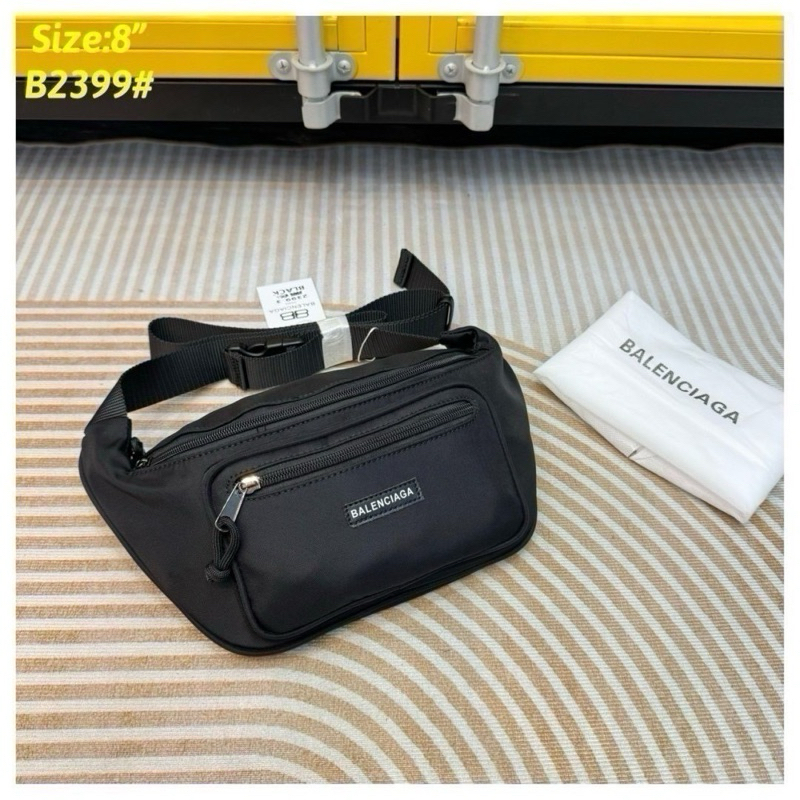 กระเป๋าขาอก Balenciaga มี3สีให้เลือก ขนาด 8นิ้ว กระเป๋าผ้านิ่มดี ใช้ดีมาก พร้อมส่ง