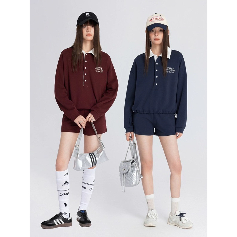 Sport set เนื้อผ้าวอร์มเกาหลี เนื้อผ้ามีความยืดหยุ่น ดีเทลสกรีนลายที่อก และมีรูดจั๊มที่ปลายเสื้อ กางเกงแพทเทิร์นดีม๊าก