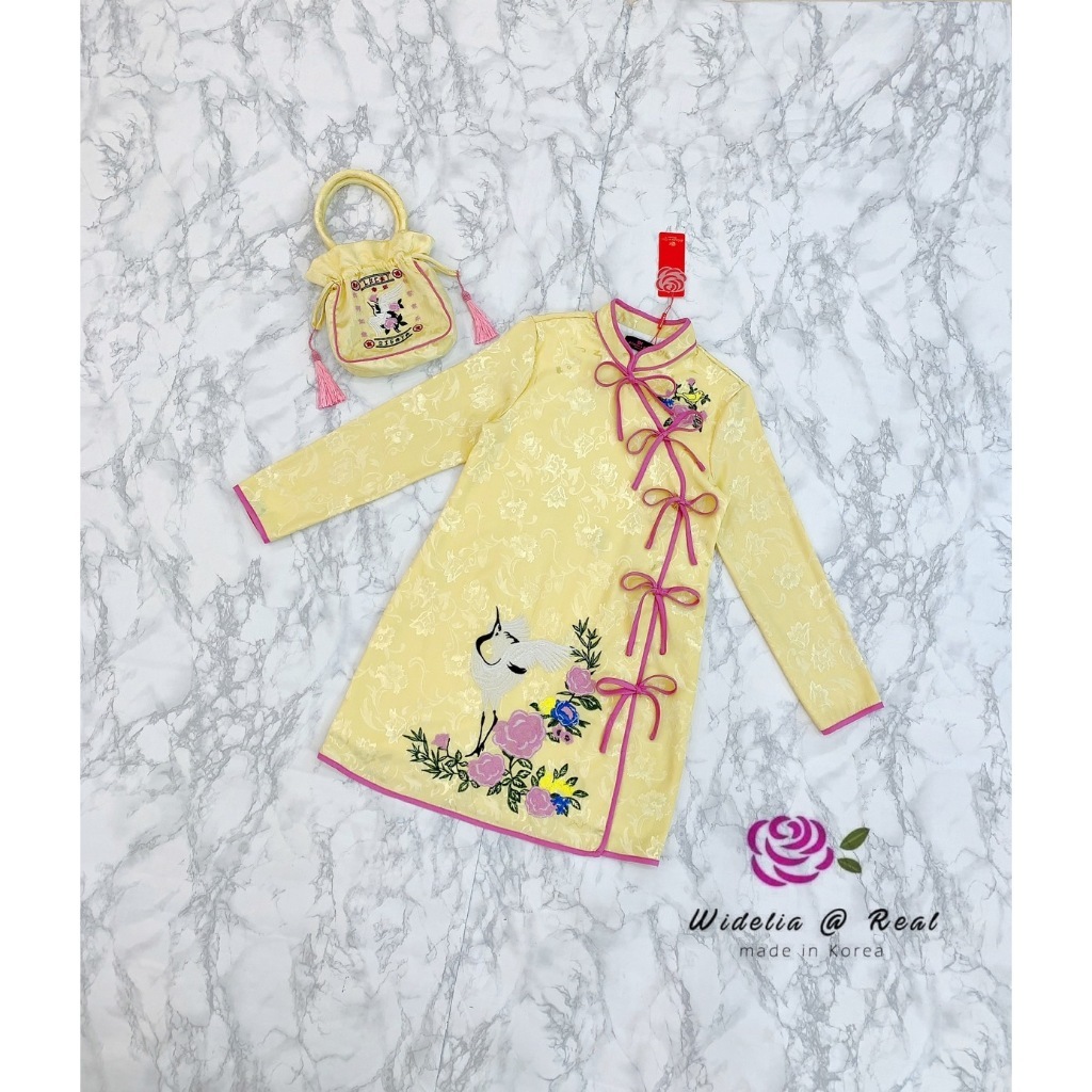 MYT x MARAI DIAMOND : [MR10] Fei Tian Dress เดรส + กระเป๋า เดรสผ้สือสีเหลืองพาสเทลงานปัก ตรุษจีน