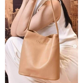 กระเป๋าสะพายข้าง Bobbi Brown Bucket bag สีน้ำตาล ขนาด กว้าง 26 ซม สูง28 ซม กระเป๋าแคนวาส สีน้ำตาลครีม กระเป๋าแบรนด
