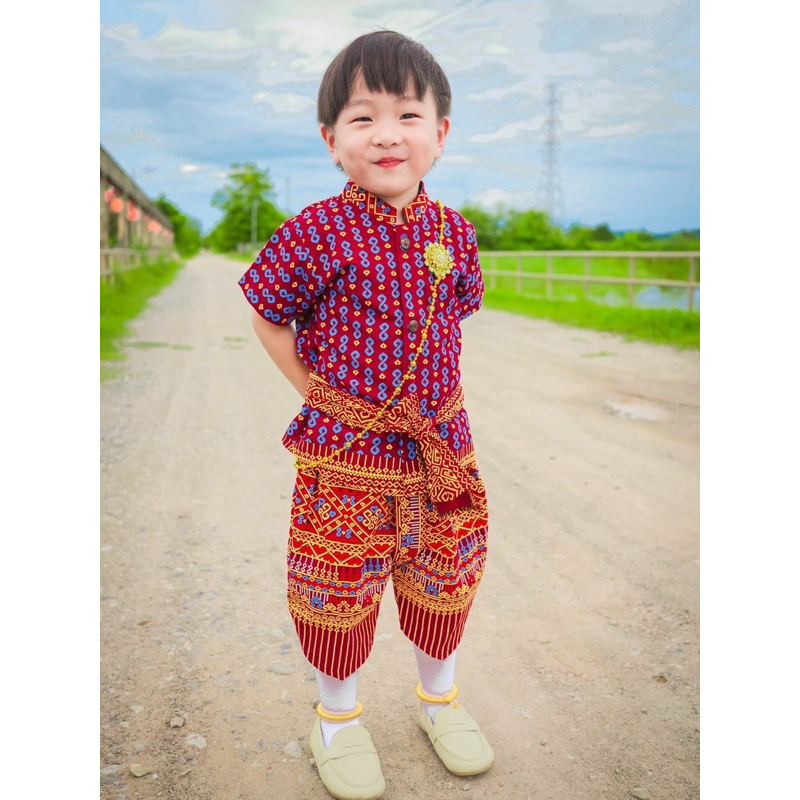 พร้อมส่งชุดเด็กผ้าไทยลายตะขอสีใหม่ล่าสุดสีแดงไวน์ขับผิวผู้ รูปที่ 7