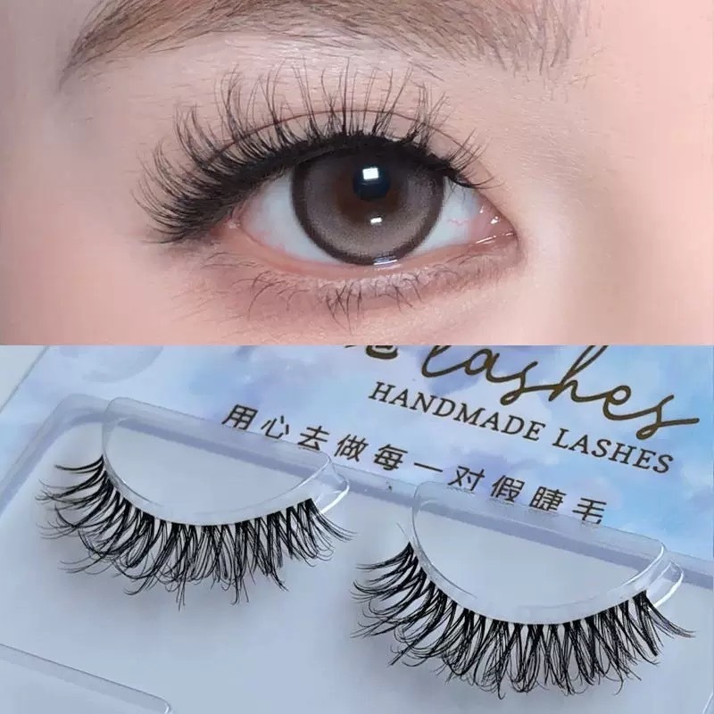 ขนตาปลอม รุ่น NICA ขนตาปลอมสายฝอ ขนตาปลอม 3D ความยาว 13 mm. ยาวนุ่ม ไม่แข็ง แกนเอ็นบางใส ขนนุ่มเบา สบายตา
