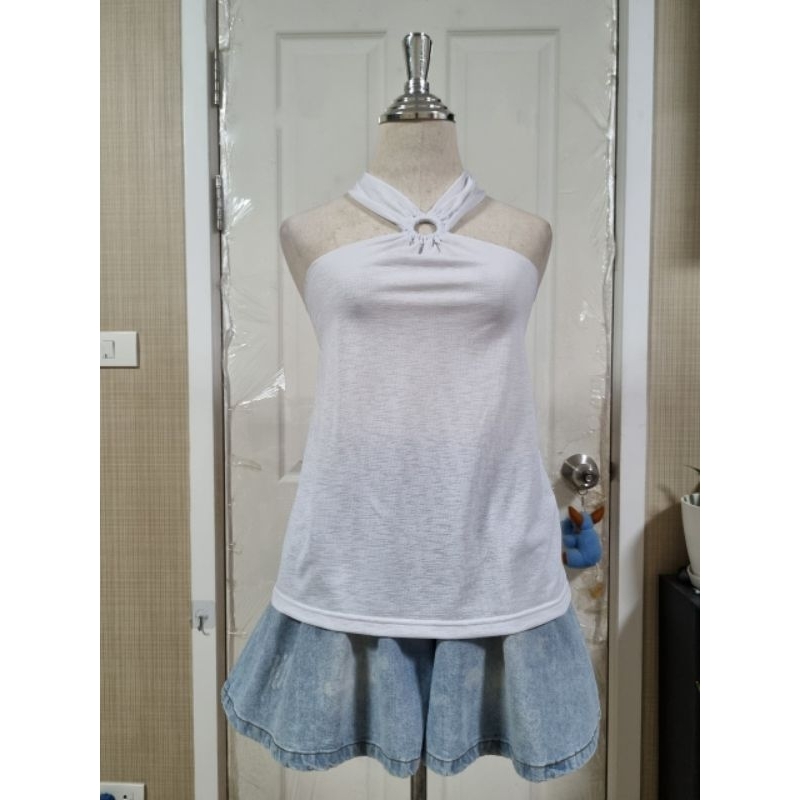 เสื้อสีขาว POMELO (ตัดป้าย) ไซส์ S อก 32-34 ยาว 25 โชว์ไหล่ผูกคอด้านหลัง