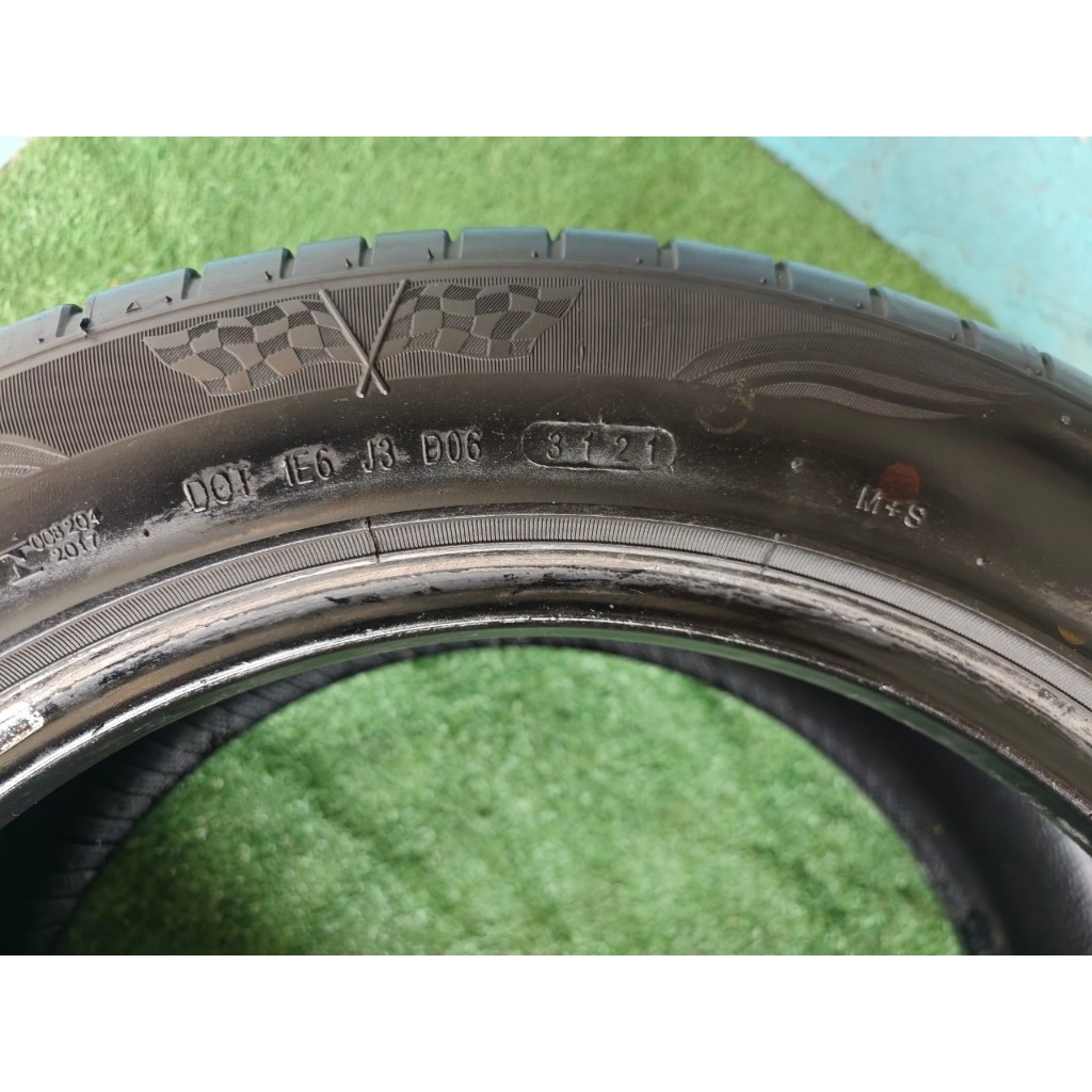 ยางเปอร์เซ็นต์ OTANI  ขนาด 215 55 R17  ยางปี 21 มีแค่ 1 เส้นราคา 300 บาท