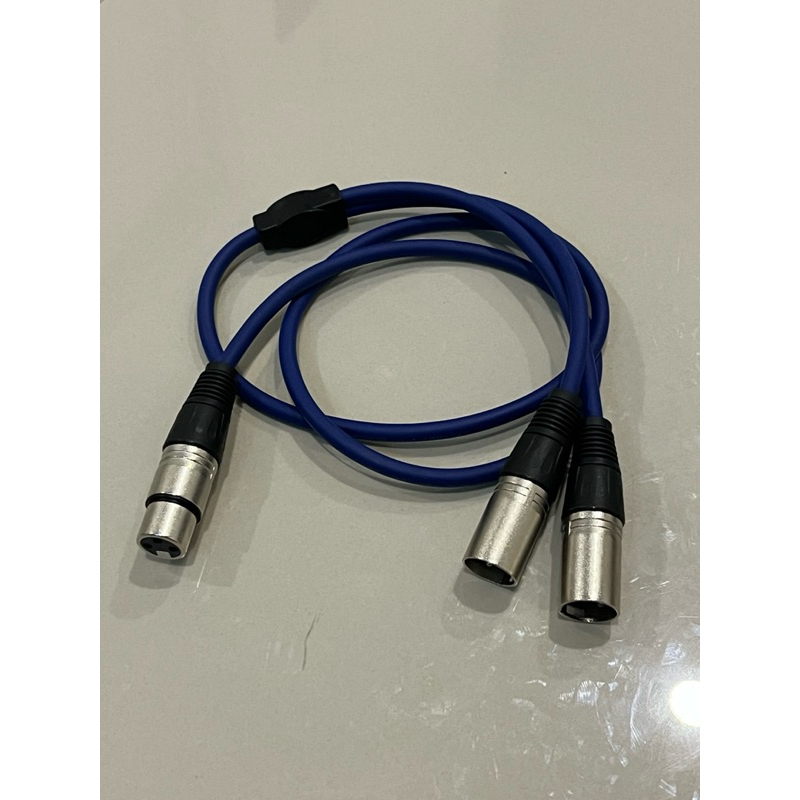สายy xlrเมีย1-xlrผู้2 วายแบบBalanceช่วงyจากโรงงาน ทำจากสายชีลสเตอริโอของDynacomหัวของmitsumi