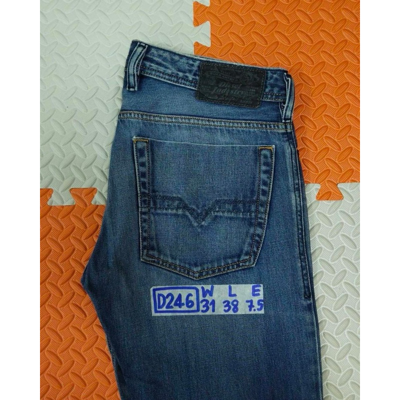 👖 กางเกงยีนส์ Diesel 👖 รหัส D246 รุ่น ZATINY