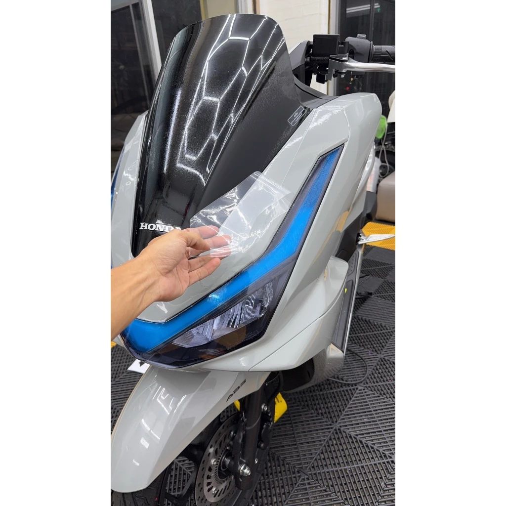 ฟิล์มกันรอยชุดสี HONDA PCX160 2025 thumbnail 3
