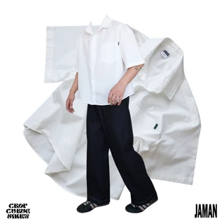JAMANBKK / CROP CURVE SHIRT / เสื้อเชิ้ต แขนสั้น ทรงครอป