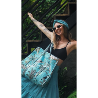 [พร้อมส่ง] กระเป๋าอินเดียนุ่มฟู ใบใหญ่มีซีป Indian Quilted S…