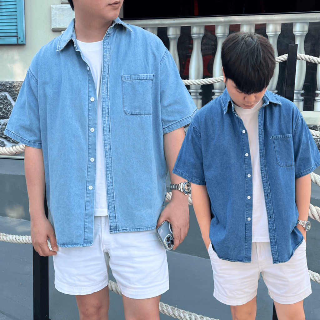BOYVIBE เสื้อเชิ้ตยีนส์แขนสั้น สไตล์เกาหลี (มี2สี ยีนส์อ่อน/ยีนส์เข้ม) ผ้ายีนส์คุณภาพอย่างดี ทรงสวย