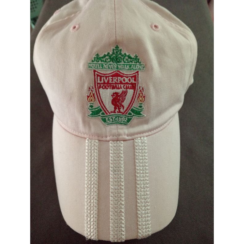 หมวก Adidas Liverpool แท้(มือสอง)