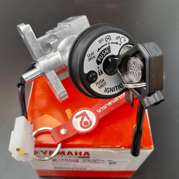 B7EH252E00 สวิทช์กุญแจ FINN 2020-2025 แท้ YAMAHA B7E-H252E-00