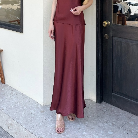 colourblockmatter –   Bella Satin Skirt กระโปรงผ้าซาตินเบลล่า