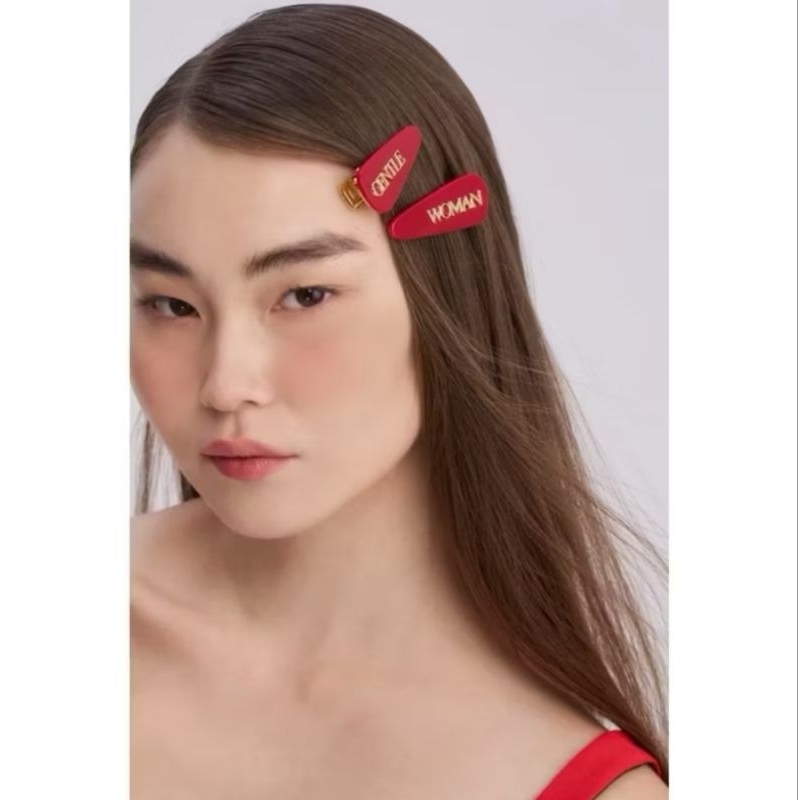 Gentle Woman Hairclip