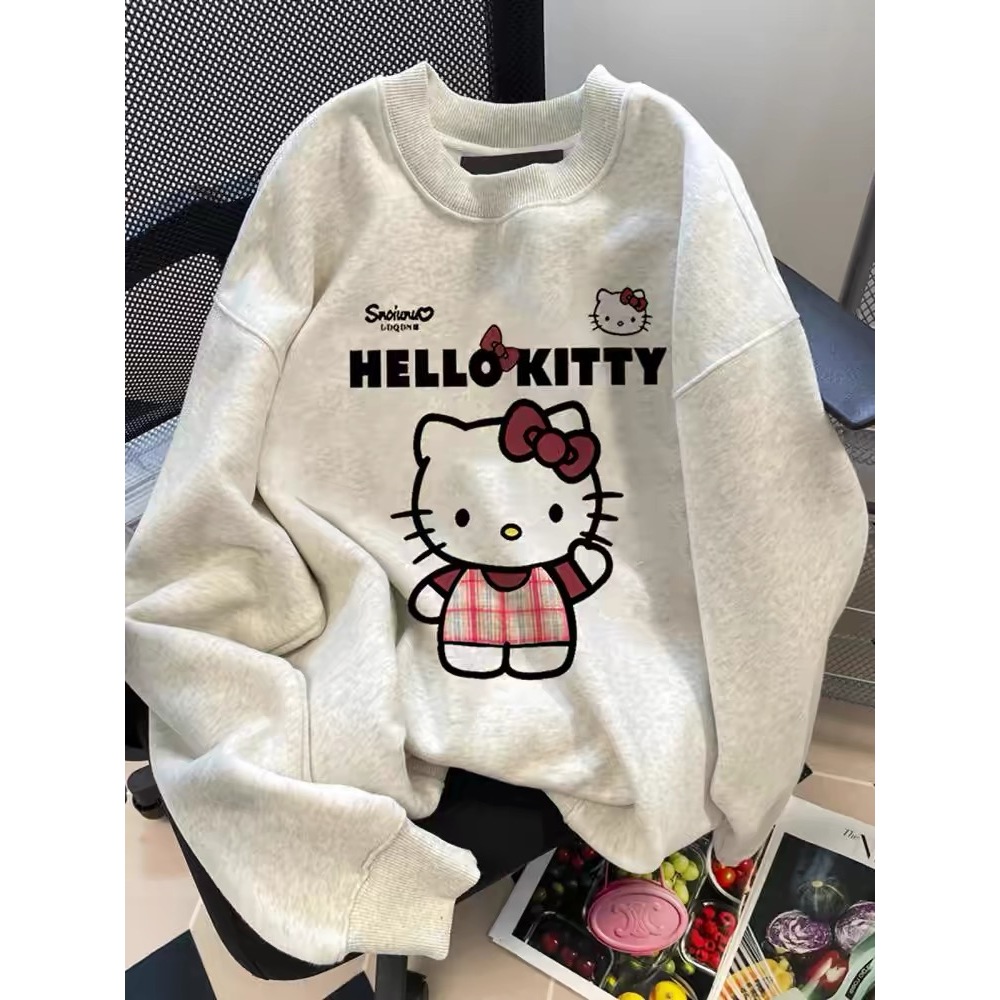 (จัดส่งตลอด 24 ชั่วโมง）เสื้อสเวตเตอร์คอกลม Hello Kitty น่ารักสำหรับผู้หญิง เสื้อสไตล์วิทยาลัยลดอายุหวานและต่างประเทศ