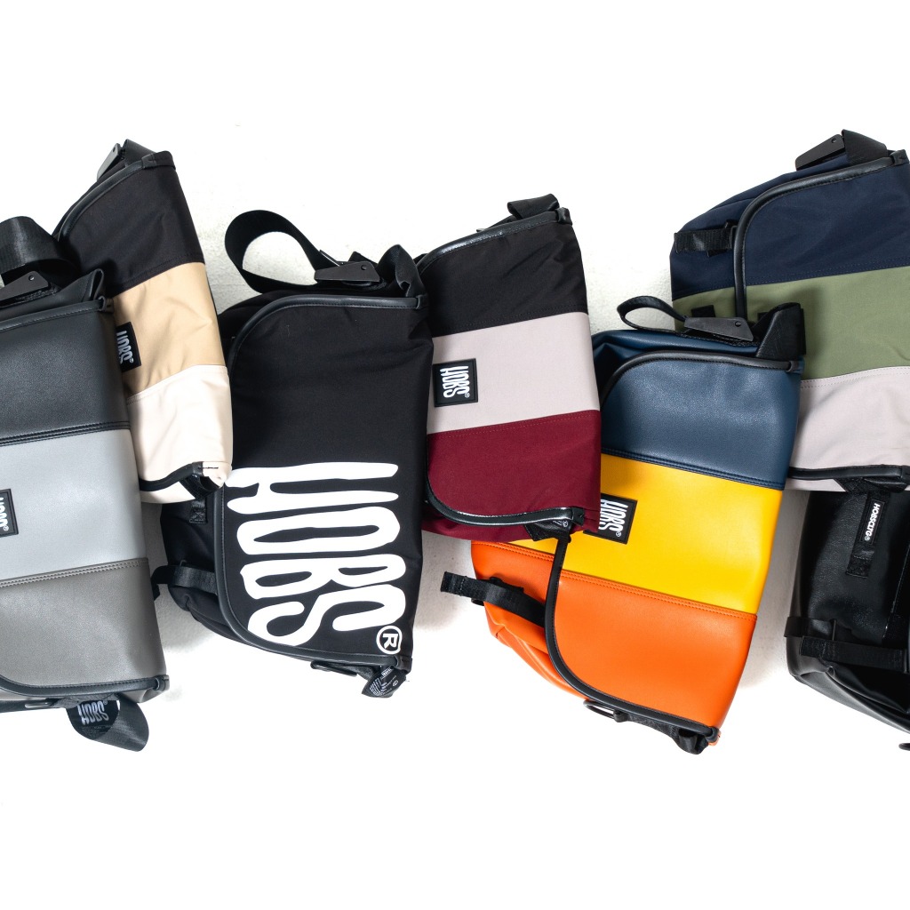 (จัดส่งฟรี) กระเป๋าสะพายข้าง แบรนด์ HOBS (100% Genunie) NOMAD Messenger Bag พกพา Tablet, Laptop