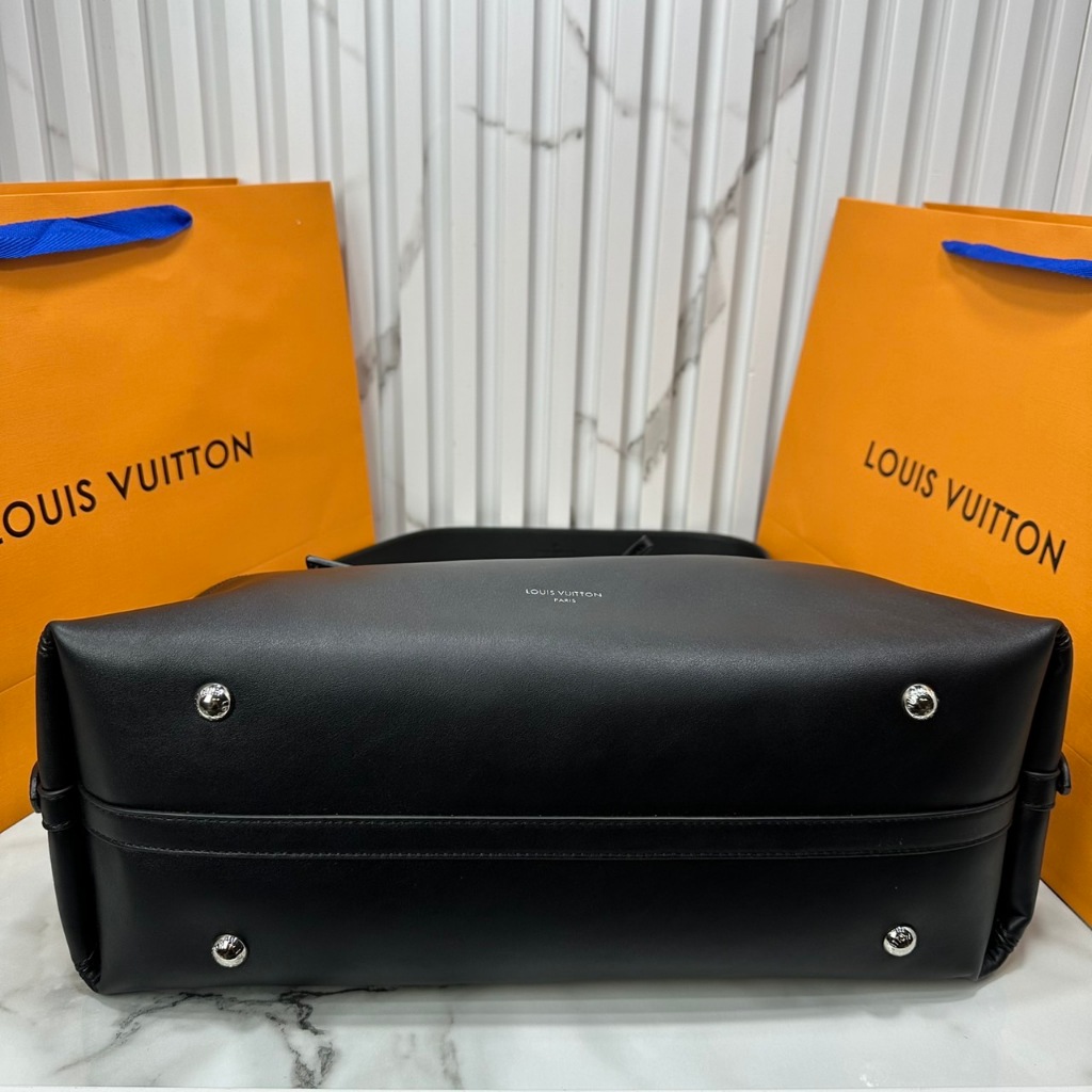 ORI | CarryAll Vibe Bag Murakami ใหม่ล่าสุด กระเป๋าสะพายทรงสวย ดีไซน์เรียบง่ายคลาสสิค หรู ดูผู้ดี มาพร้อมใบลูก