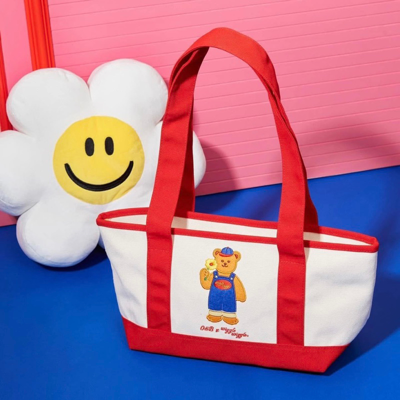 New!! Wiggle Wiggle X O&B Tote Bag