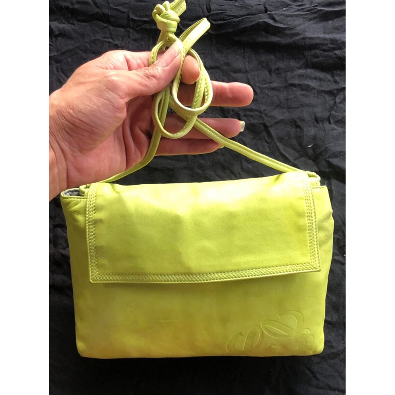 LOEWE VINTAGE BAGS กระเป๋าสะพายโลเอเว่