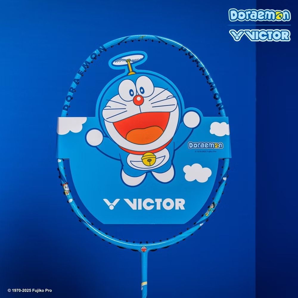 VICTOR x DORAEMON ไม้แบดมินตัน รุ่น DX-DRM GB (BOX SET) | Tai Shan Badminton