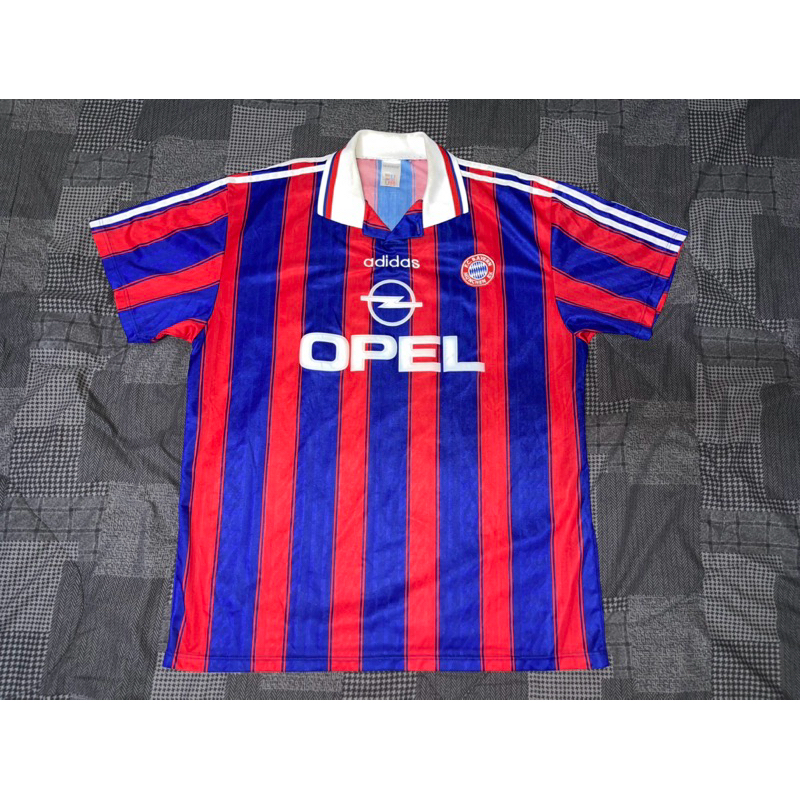 เสื้อบอลมือสองของแท้ ทีมบาเยิร์น มิวนิค ปี 1996-1997 (เหย้า)