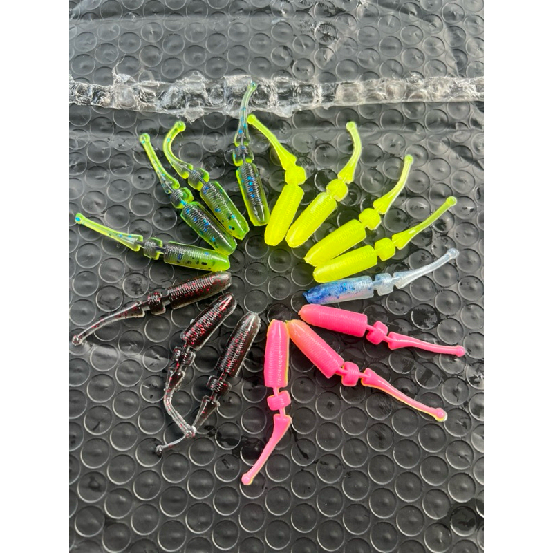 Lake Fork  คละสีให้ครับ มี สีละ3ตัว รวม15ตัวนะครับ