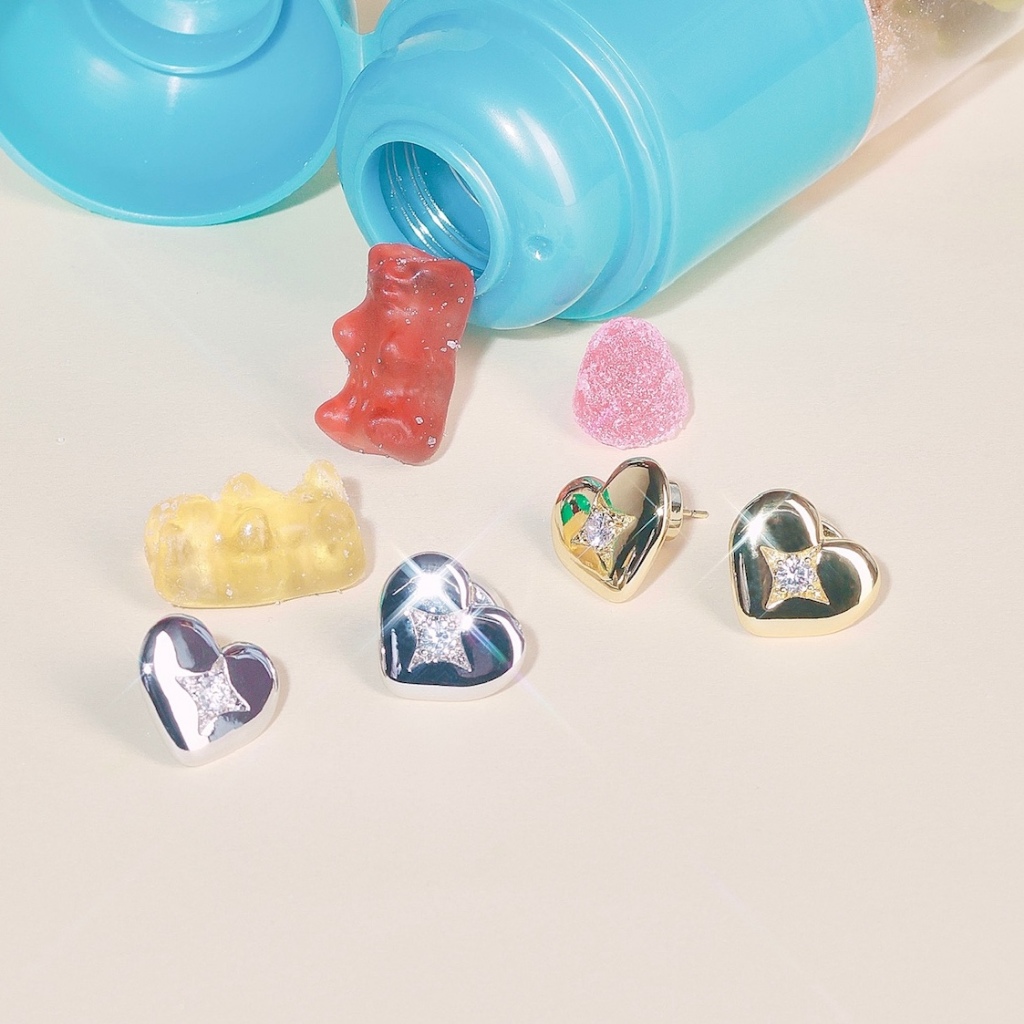 YVIS Love Potion Stud Earring