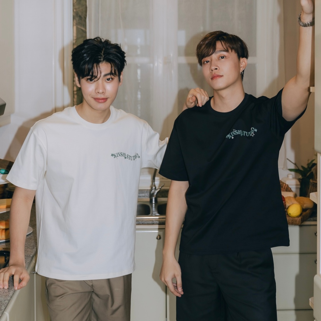 KINS | T-SHRIT เสื้อยืดผู้ชาย Unisex มี 3 สี เสื้อยืดแขนสั้น เสื้อยืดโอเวอร์ไซส์  (TN14)
