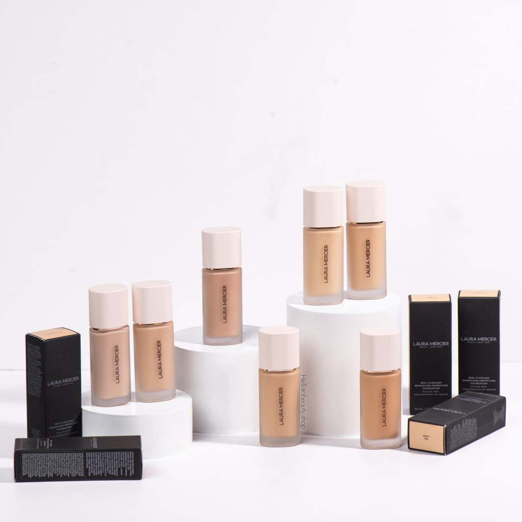 [เหลือ 1,343.- โค้ด "เก็บโค้ดหน้าร้าน"] Laura Mercier Real Flawless Weightless Perfecting Foundation