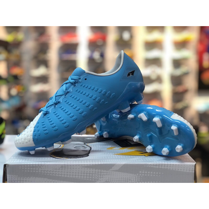 Pan balancer touch x Flyknite รองท๊อป ( 3590 บาท )