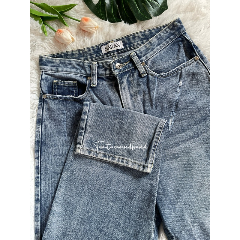 กางเกงยีนส์ Saran ทรงบอลลูนอ่อนแต่งสะกิดหน้าสวยมากกก SP009(มือสอง)