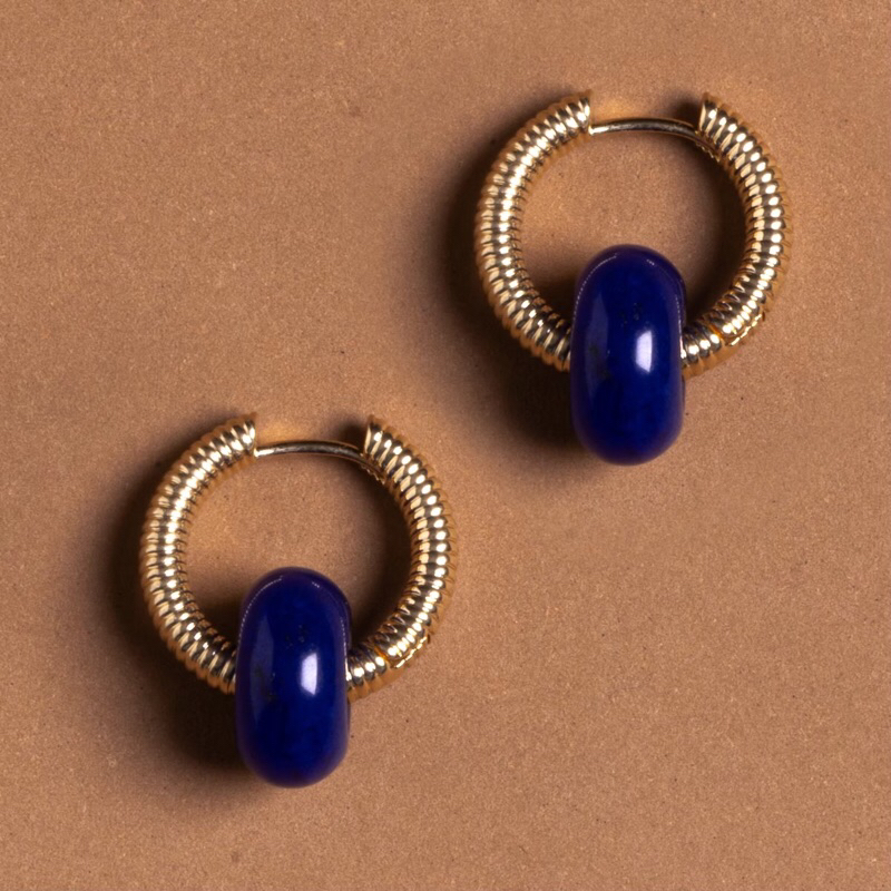 LAPIS LAZURI BEAD CHUNKY HOOP EARRINGS ต่างหูห่วงหินมงคลลาปิสลาซูรี่