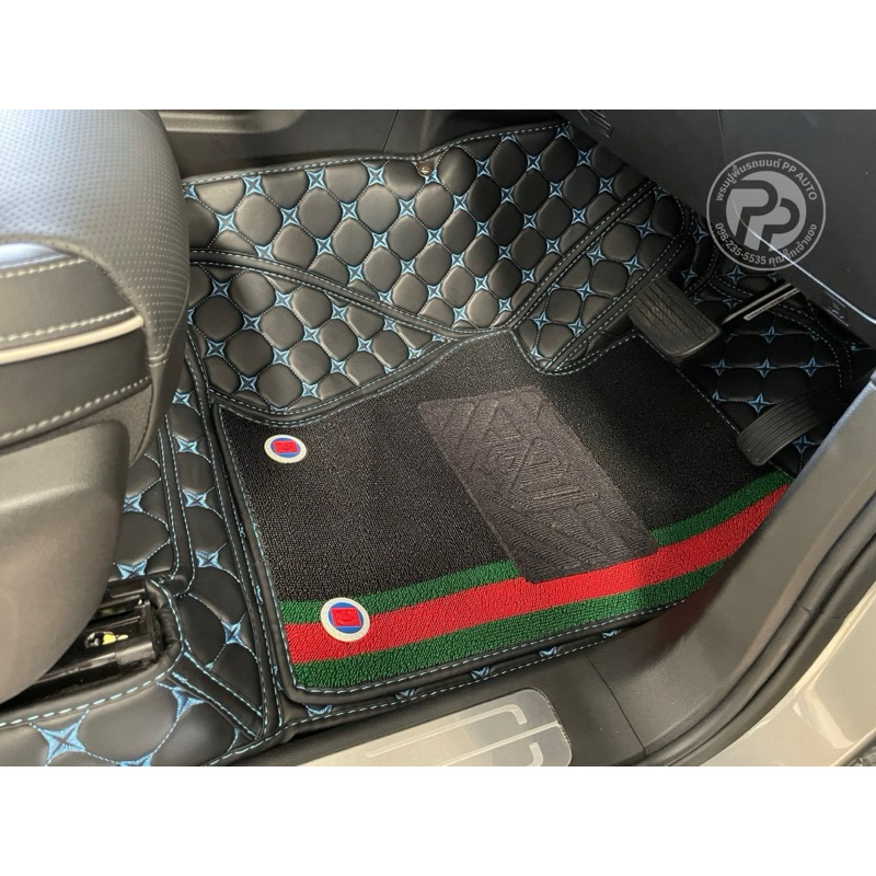 พรมปูพื้น GWM Tank 300  2023-2025 ตัวอย่าง ST-04L สีดำด้ายฟ้า พร้อมใยดักฝุ่นGG