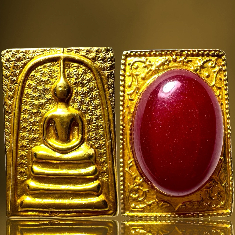 พระสมเด็จพิมพ์ประธานลายดอกพิกุลประดับมณีใต้น้ำ(แดง)