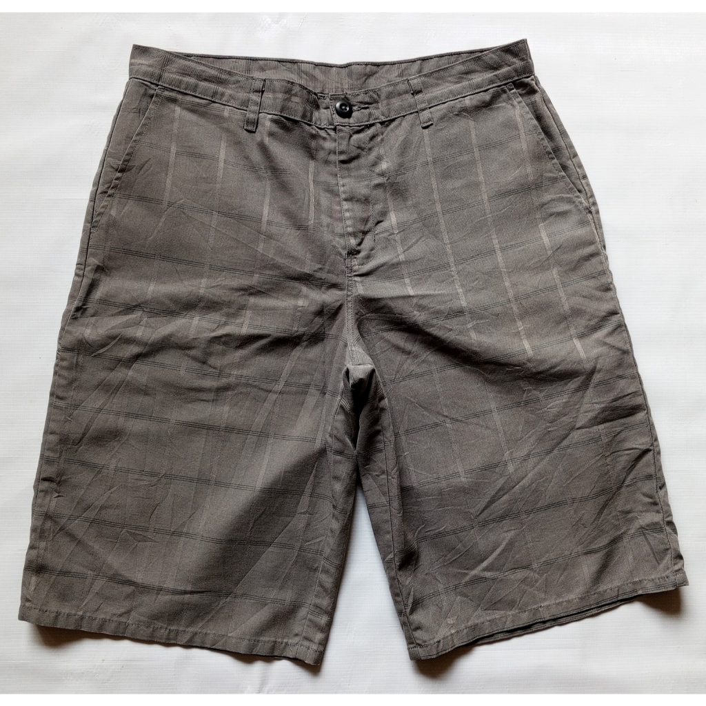 กางเกงขาสั้นลาย Dickies สีเทาแท้จากยุค Y2K 00s  เอววัดจริง 35"สภาพไร้ตำหนิ