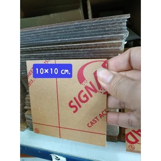 แผ่นอะคริลิคสีใสมี2ขนาด 10*10cm.เเละ15*15cm.
