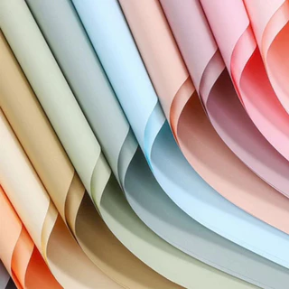 กระดาษห่อช่อดอกไม้ 56x56 ซม.ผลิตภัณฑ์ใหม่ 35x50 ซม กันน้ำ สีพื้น 20แผ่น/แพ็ค กระดาษด้าน กระดาษห่อของขวัญ