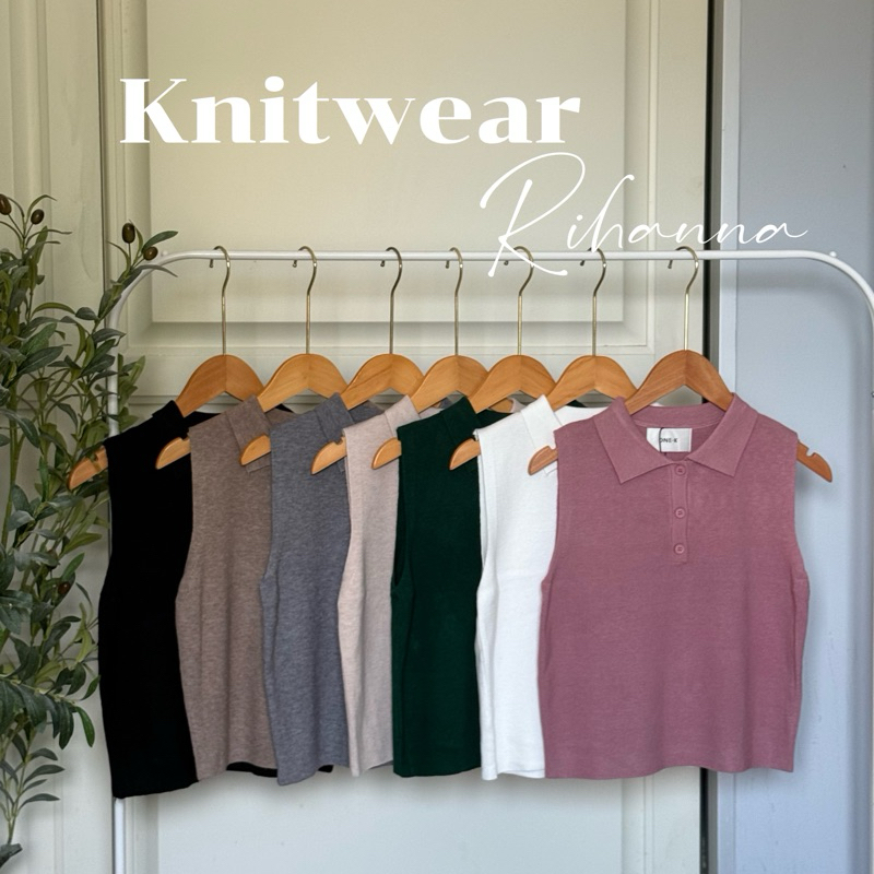 [ป้าย One-K] เสื้อไหมพรมทรงโปโลแขนกุดผ้านุ่มสบายใส่ได้บ่อยบ่อยเป็นทรงเบสิคที่ทุกคนชอบแน่นอน