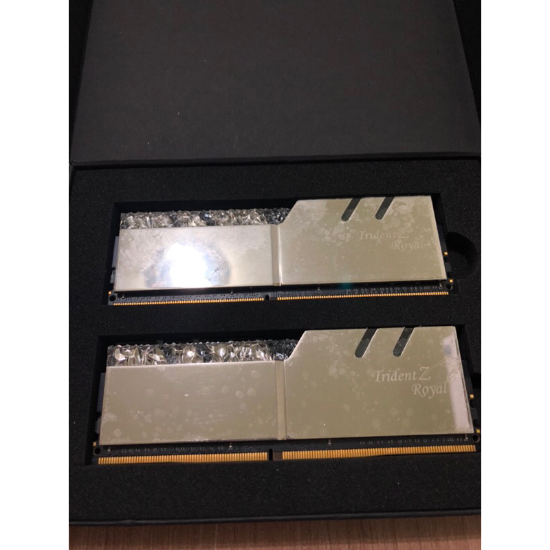 DDR4 32GB (2 x 16GB) 4000MHz "G.SKILL Trident Z Royal Series" Desktop Memory