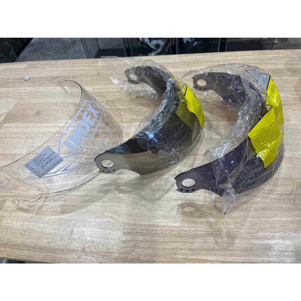 ชิลด์หมวกกันน็อค 811 ,811 i-shield