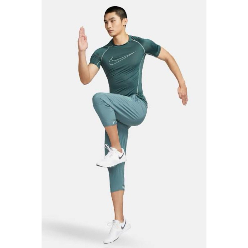 เสื้อรัดกล้ามเนื้อไนกี้ ของแท้ ป้ายไทย Nike Pro Dri-fit